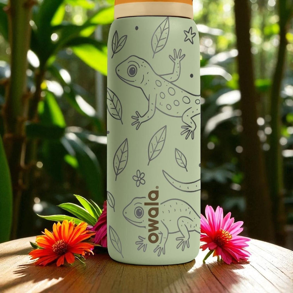 Engraved Chameleon Water Bottle – Owala Tumbler with Jungle Reptile Design – 16oz 24oz 32oz 40oz Gift for Nature and Lizard Lovers