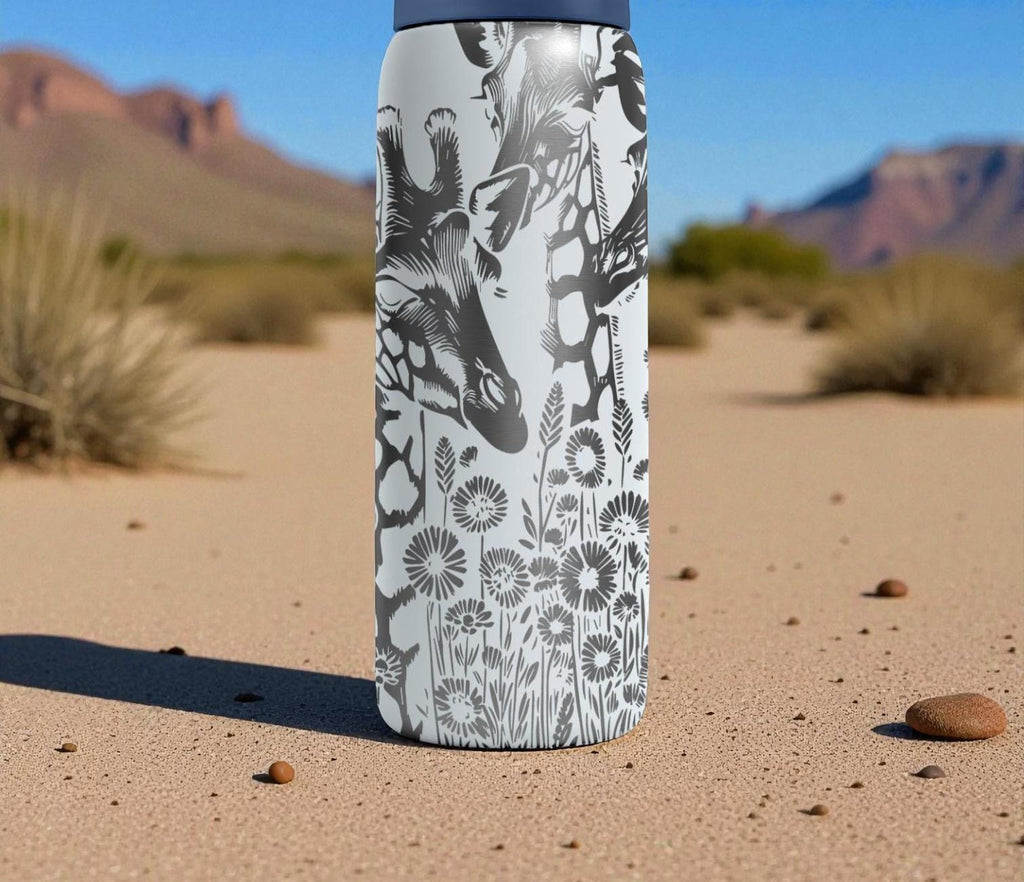 Giraffe Engraved Owala Bottle – Safari Wildlife Art – African Giraffe Scene Stainless Cup 16oz 24oz 32oz 40oz  ⸻