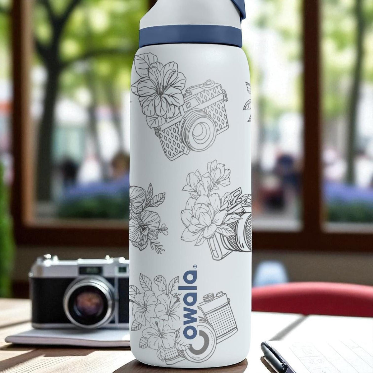 Floral Camera Engraved Owala Tumbler – 16oz 24oz 32oz 40oz FreeSip Cup with Vintage Photography Wrap – Gift for Photographers
