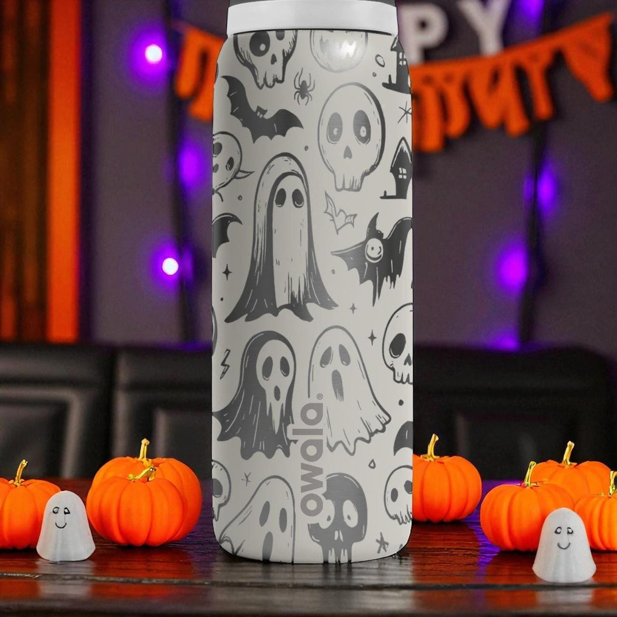 Engraved Halloween Tumbler – Owala Bottle with Ghosts, Bats and Skulls – Spooky Fall Water Bottle – 16oz 24oz 32oz 40oz