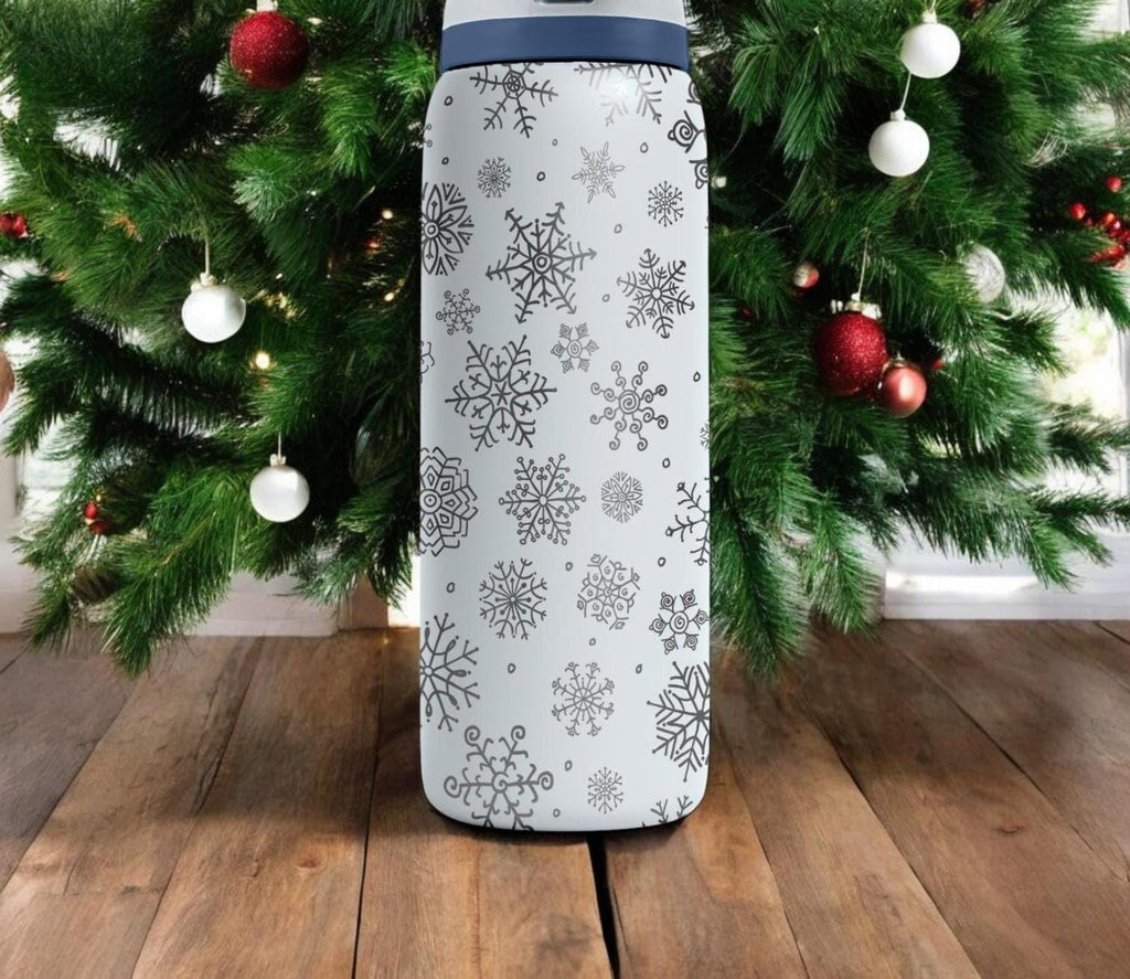 Minimal Snowflakes Engraved Owala Bottle – Winter Pattern Stainless Steel Cup – Elegant Christmas Gift 16oz 24oz 32oz 40oz