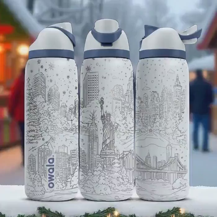 NYC Christmas Engraved Owala Tumbler – 16oz 24oz 32oz 40oz Holiday FreeSip Cup – Statue of Liberty Winter Gift