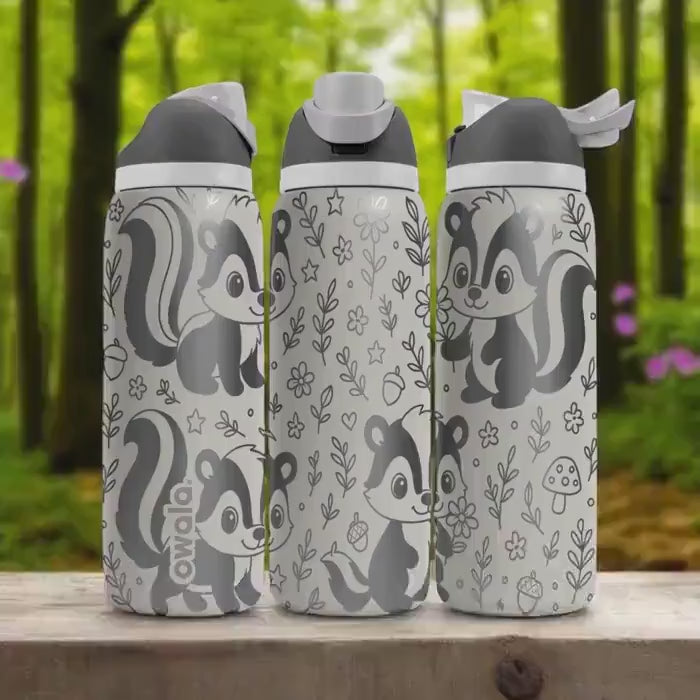 Woodland Skunk Owala Bottle – 16oz 24oz 32oz 40oz Engraved Animal Cup – Cute Forest Gift – Nature Theme Kids Tumbler